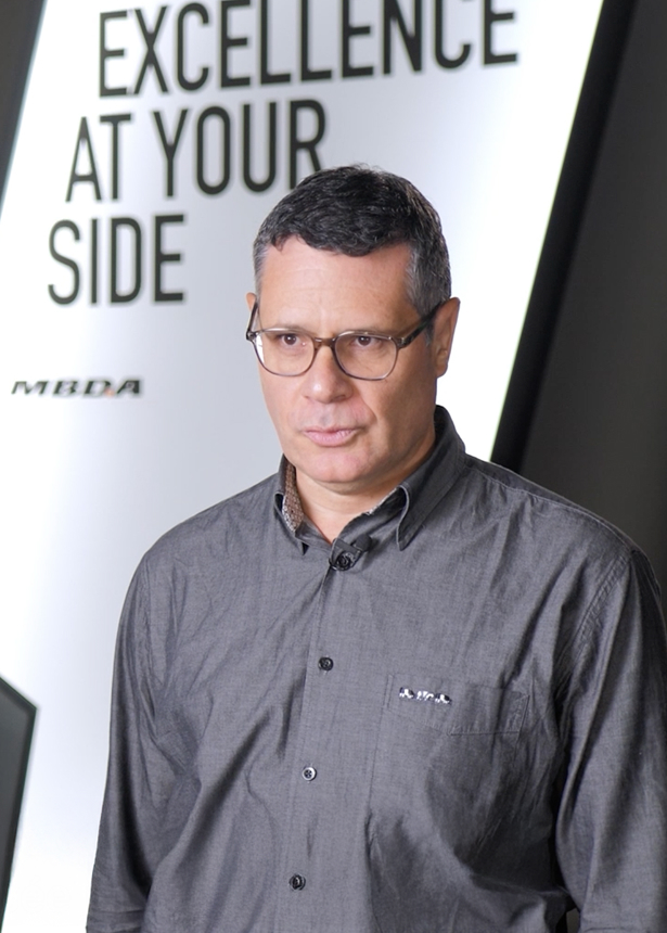 Image bloc témoignage client MBDA